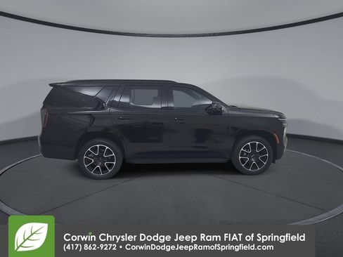 Used 2025 Chevrolet Tahoe RST w/ Comfort Package AWD/4WD image 17