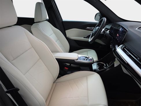 New 2026 BMW X1 xDrive28i w/ Convenience Package image 10