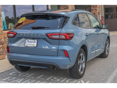 Used 2023 Ford Escape ST-Line w/ Tech Pack #1 AWD/4WD image 5