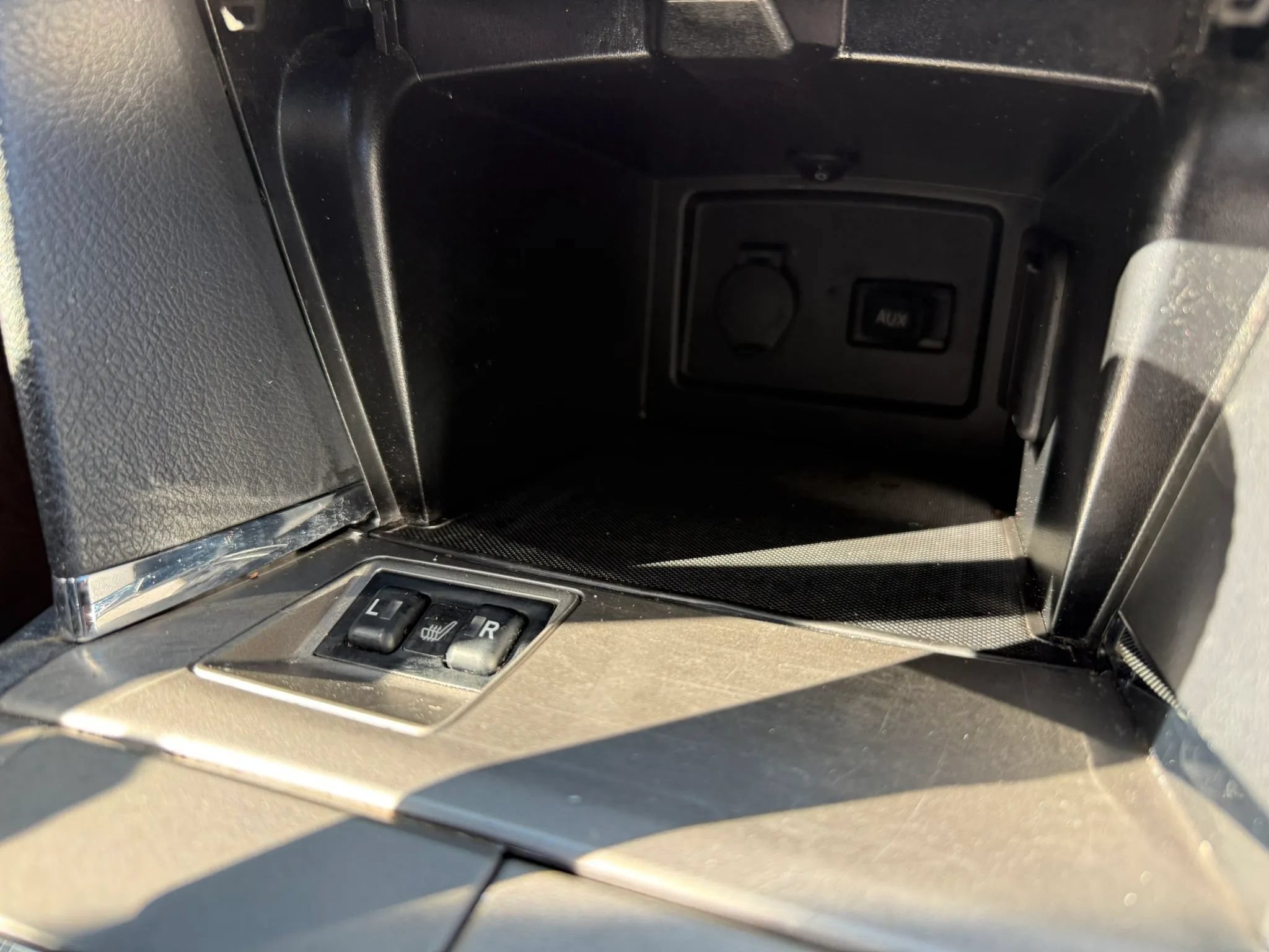 Used 2009 Toyota Camry SE FWD image 21