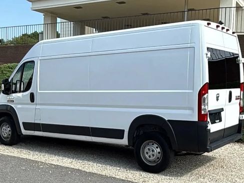 Used 2017 RAM ProMaster 2500 FWD image 6
