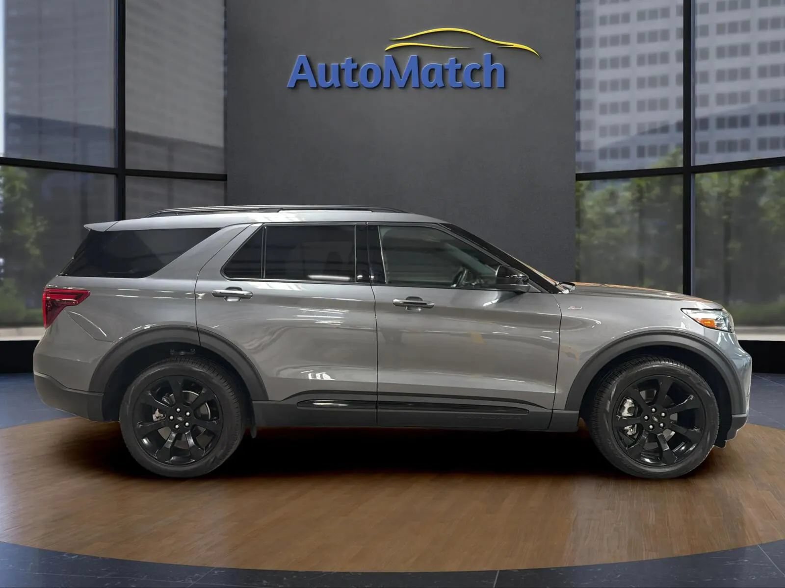 Used 2023 Ford Explorer ST-Line w/ Class IV Trailer Tow Package AWD/4WD image 13
