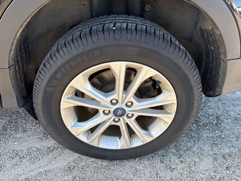 Used 2019 Ford Escape SE AWD/4WD image 7