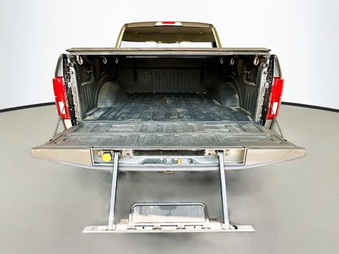 Used 2019 Ford F150 Platinum w/ Equipment Group 701A Luxury AWD/4WD image 29