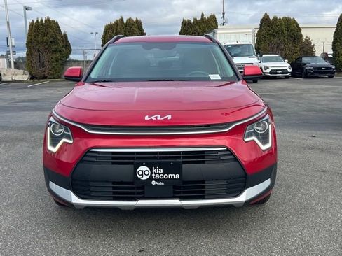 Certified 2024 Kia Niro EX image 4