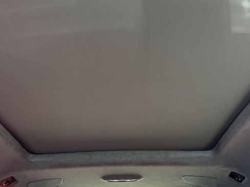 Used 2023 Audi SQ7 Prestige image 3