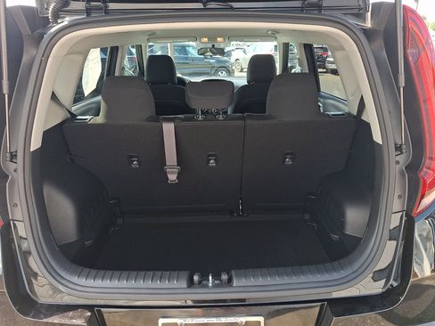 Used 2020 Kia Soul LX FWD image 24