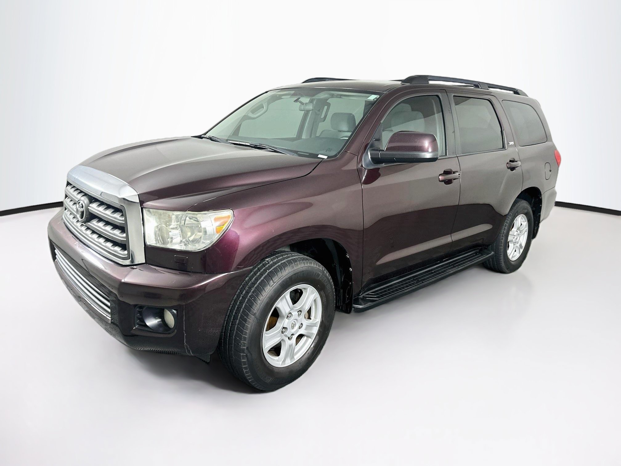Used 2016 Toyota Sequoia SR5 RWD image 3