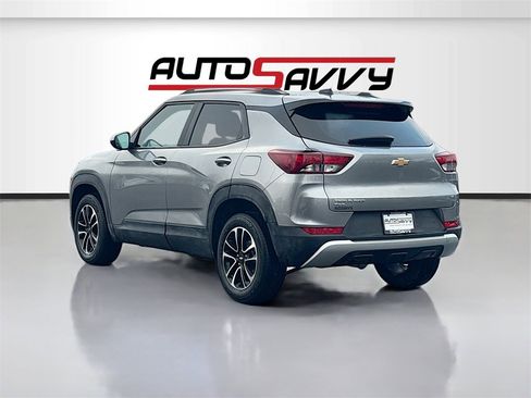 Used 2025 Chevrolet TrailBlazer LT image 5