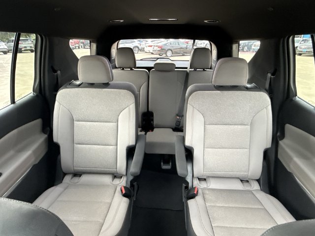 Certified 2026 Chevrolet Traverse LT w/ Driver Confidence Package FWD image 36