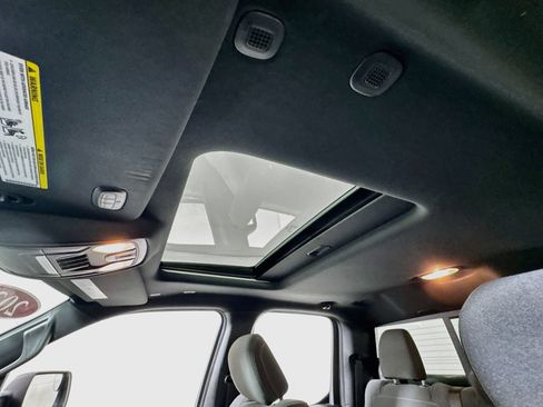 Used 2021 RAM 1500 Big Horn AWD/4WD image 4