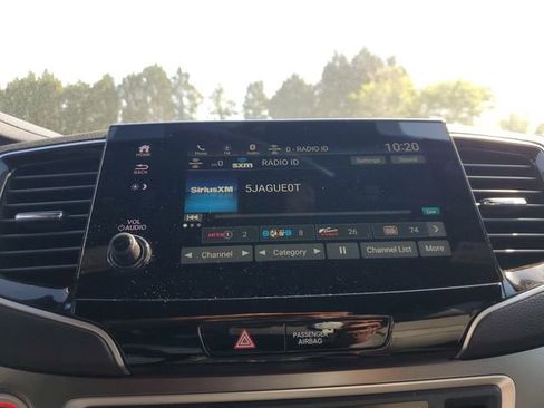 Used 2024 Honda Passport EX-L image 19