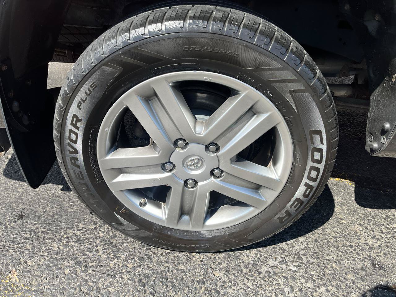 Used 2012 Toyota Tundra Limited AWD/4WD image 10
