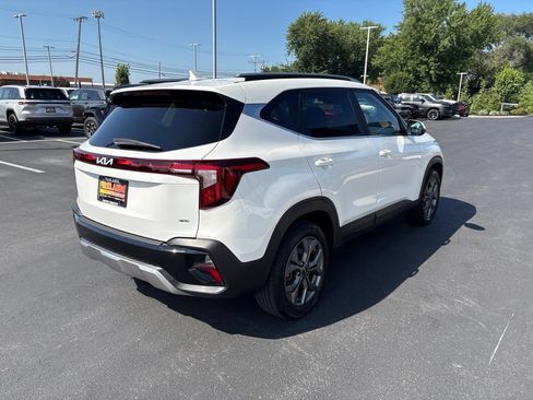 Used 2024 Kia Seltos S AWD/4WD image 5