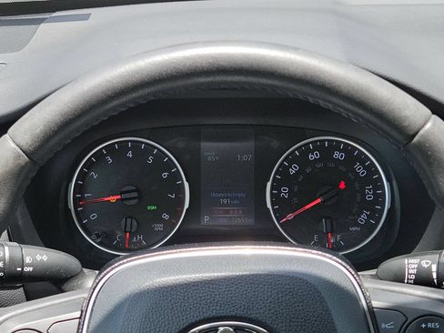 Used 2021 Toyota RAV4 XLE Premium FWD image 23