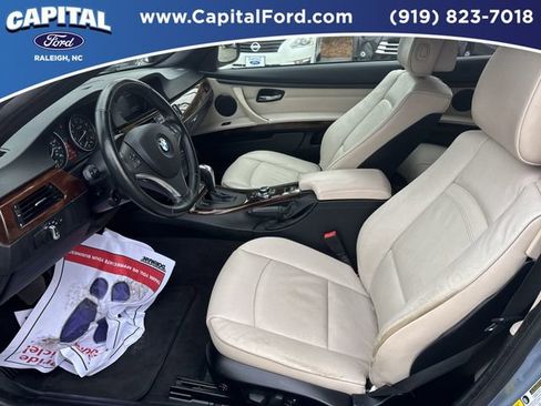 Used 2013 BMW 328i Convertible image 16