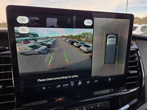 Used 2023 Ford Transit 350 XLT image 51