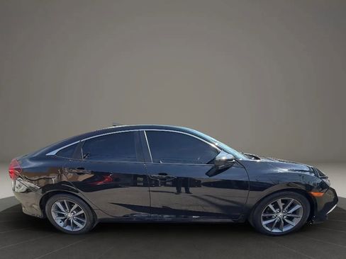Used 2019 Honda Civic EX-L image 4