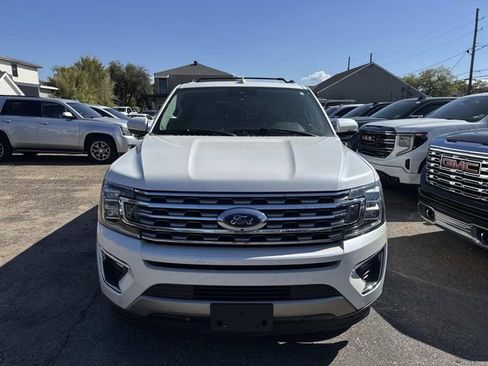 Used 2018 Ford Expedition Limited w/ Equipment Group 302A image 2