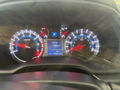 Used 2019 Toyota 4Runner SR5 image 39