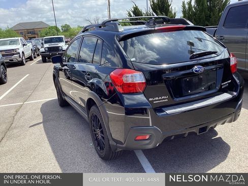 Used 2017 Subaru Crosstrek 2.0i Limited image 8