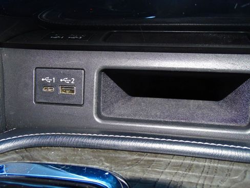 Used 2021 INFINITI QX80 Luxe image 35