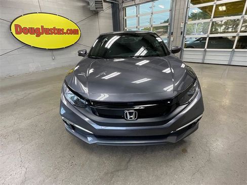 Used 2019 Honda Civic EX image 8