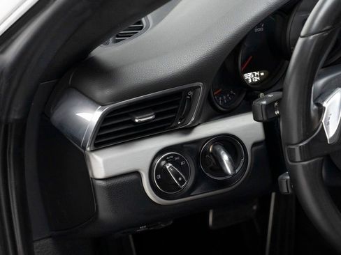 Used 2015 Porsche 911 Targa 4S image 24