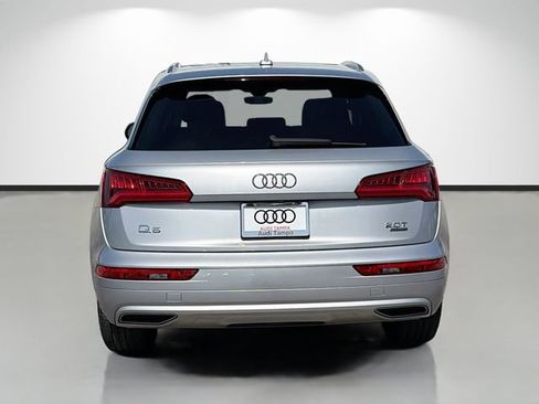 Used 2018 Audi Q5 2.0T Premium AWD/4WD image 4