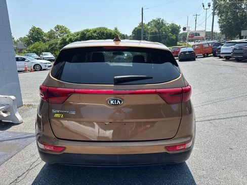 Used 2019 Kia Sportage LX AWD/4WD image 5