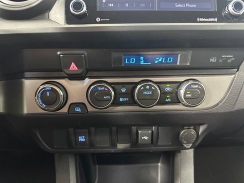Used 2021 Toyota Tacoma SR AWD/4WD image 19