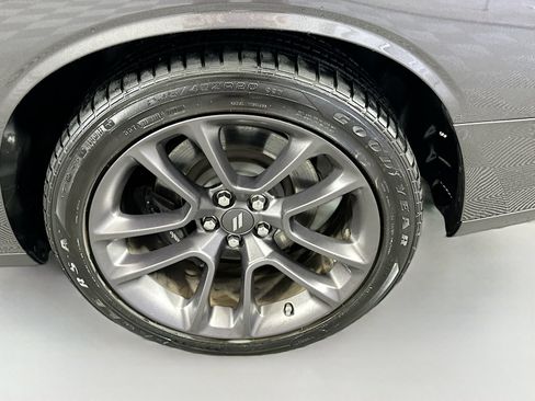 Used 2022 Dodge Challenger R/T Scat Pack w/ Plus Package RWD image 31