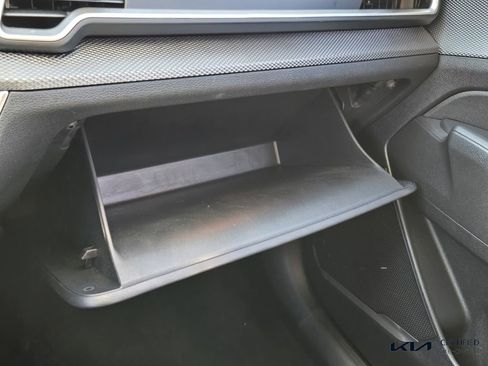 Certified 2025 Kia Sportage LX image 21