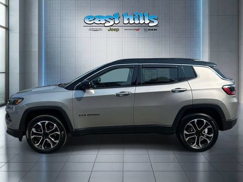 Used 2023 Jeep Compass Limited w/ Sun and Sound Group AWD/4WD image 6
