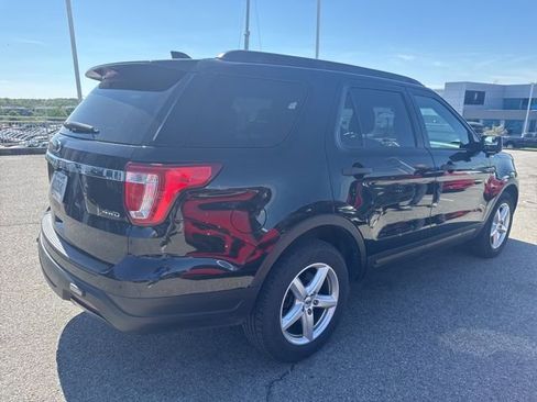 Used 2018 Ford Explorer 4WD image 4