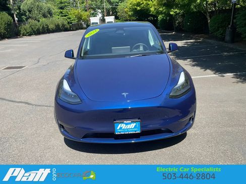 Used 2024 Tesla Model Y Long Range RWD image 17