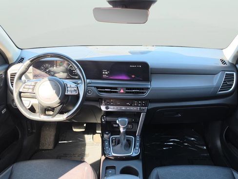 Used 2024 Kia Seltos SX AWD/4WD image 9