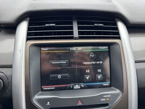 Used 2011 Ford Edge SEL w/ Canadian Comfort Pkg image 18