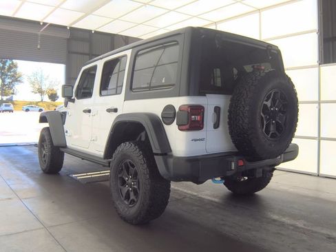 Used 2023 Jeep Wrangler Unlimited Rubicon 4xe AWD/4WD image 4