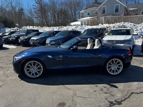 Used 2011 BMW Z4 sDrive35i RWD image 11