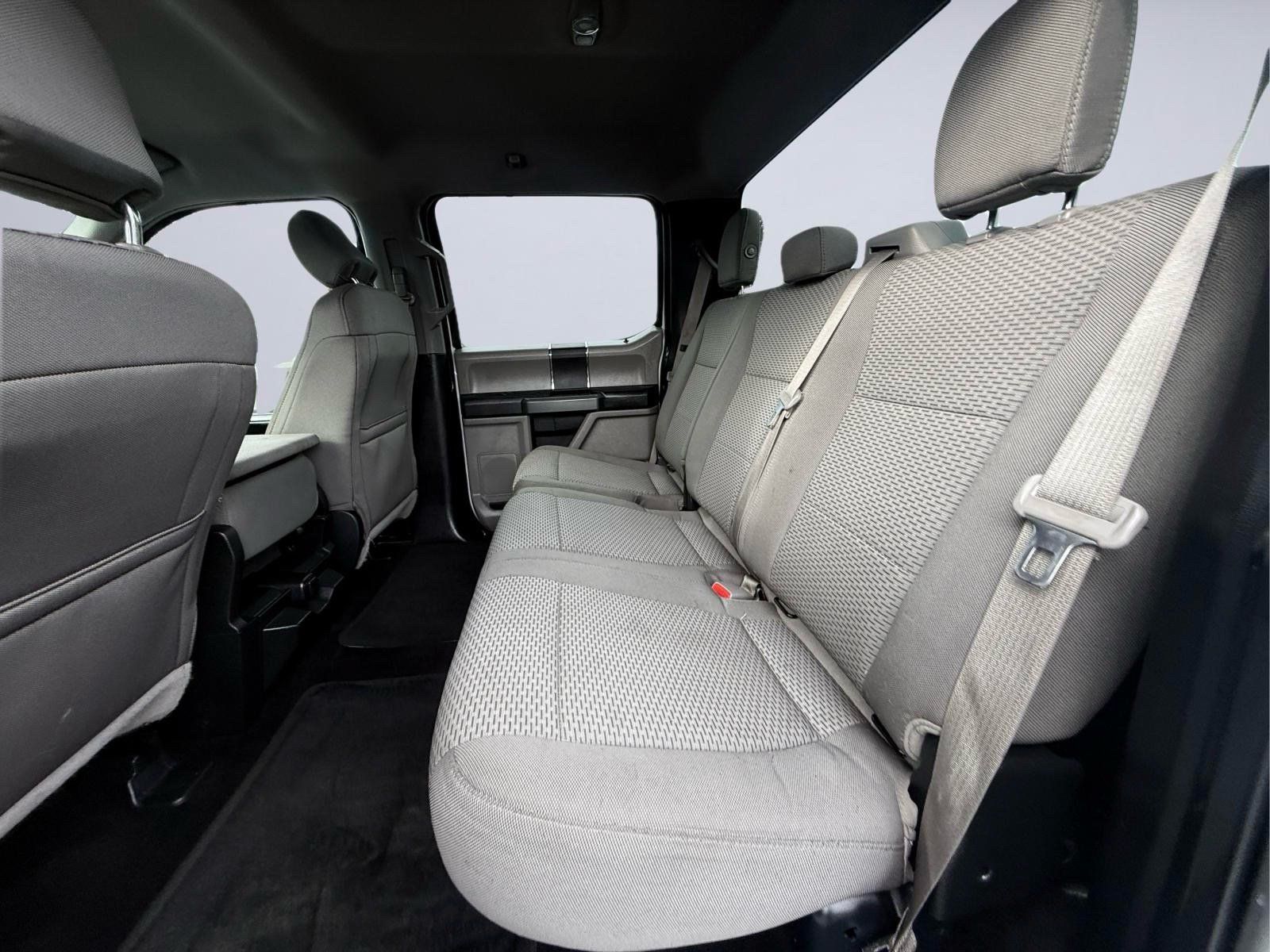 Used 2016 Ford F150 XLT AWD/4WD image 18