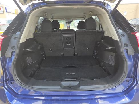 Used 2020 Nissan Rogue SV FWD image 15