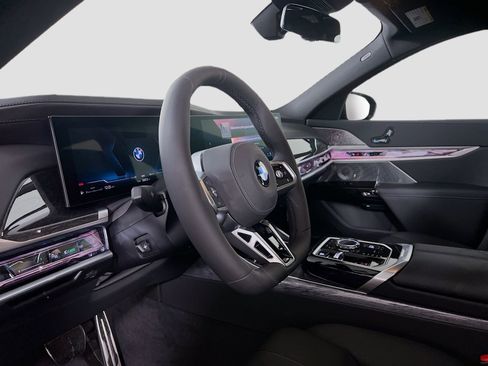 New 2025 BMW 760i xDrive image 10