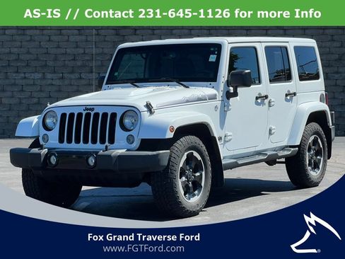 Used 2014 Jeep Wrangler Unlimited Sahara w/ Dual Top Group AWD/4WD image 1