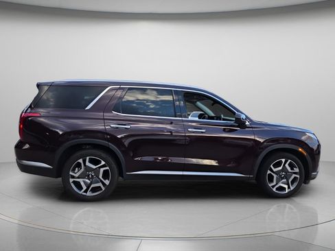 Used 2024 Hyundai Palisade SEL w/ Premium Package FWD image 8