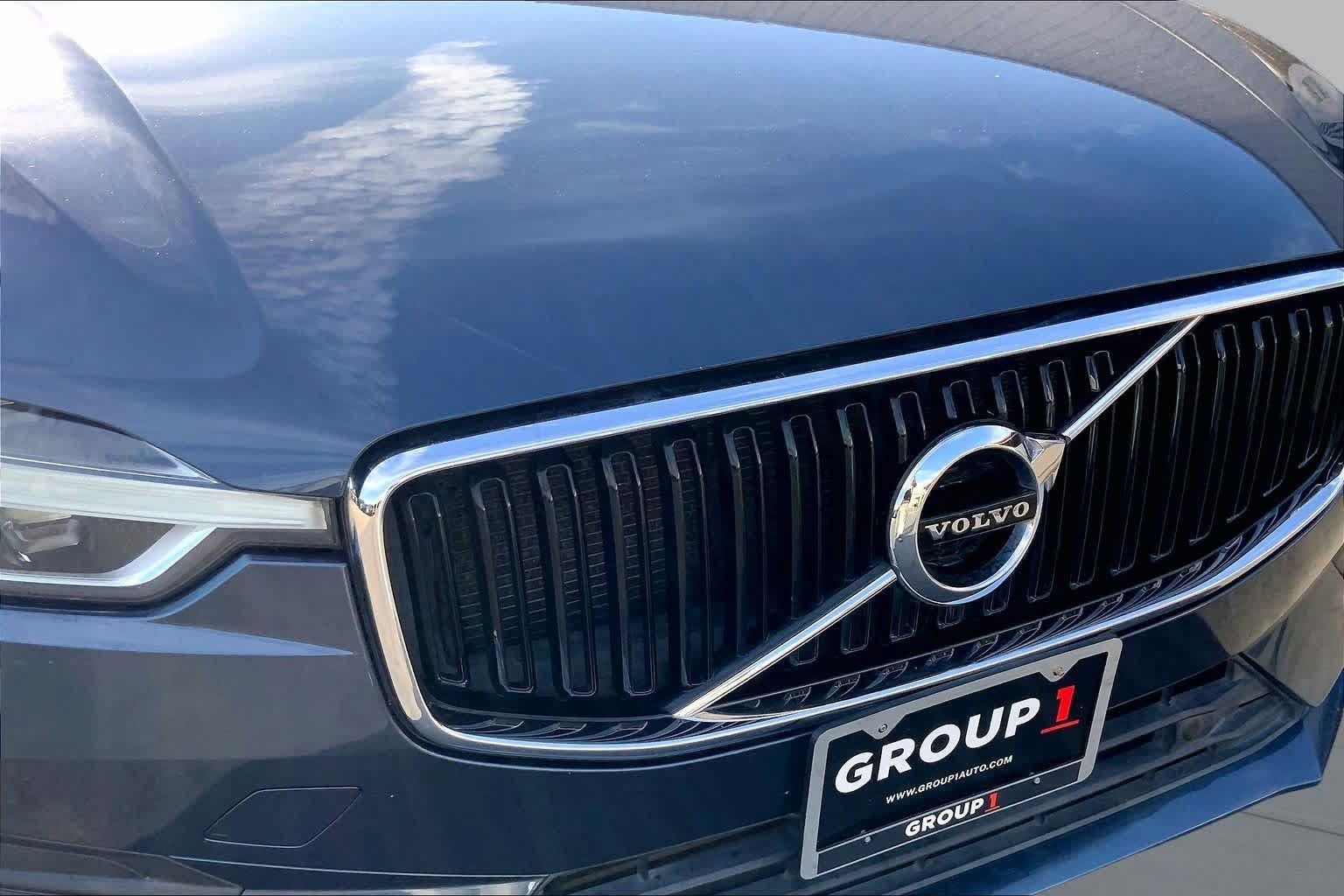 Used 2018 Volvo XC60 T5 Momentum w/ Vision Package AWD/4WD image 29