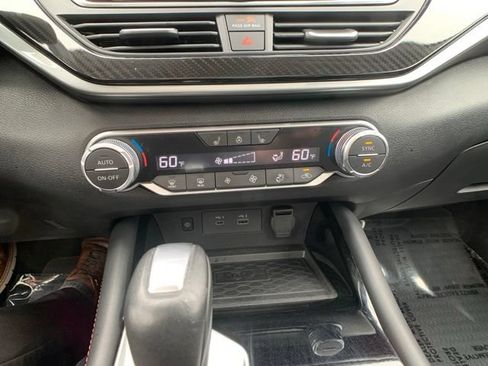 Certified 2024 Nissan Altima 2.0 SR FWD image 21