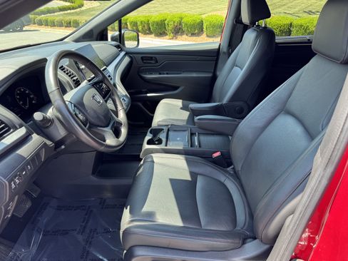 Certified 2025 Honda Odyssey Sport-L image 13