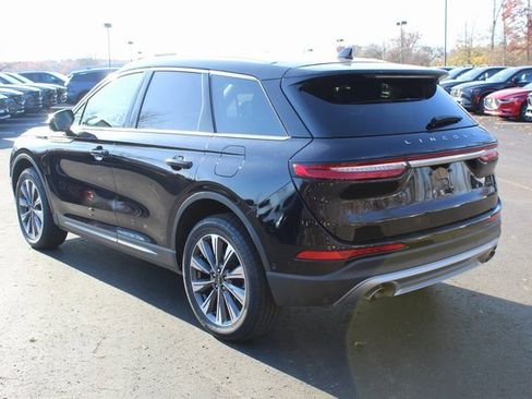 Certified 2022 Lincoln Corsair Reserve w/ Elements Package image 8