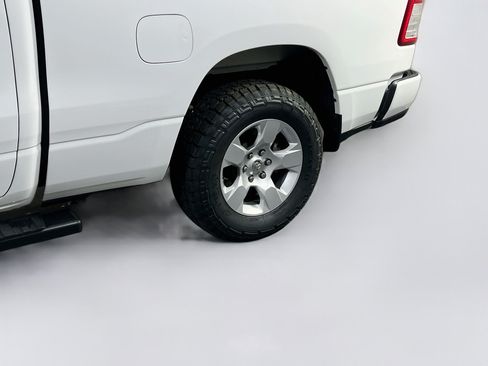 Used 2023 RAM 1500 Big Horn AWD/4WD image 29